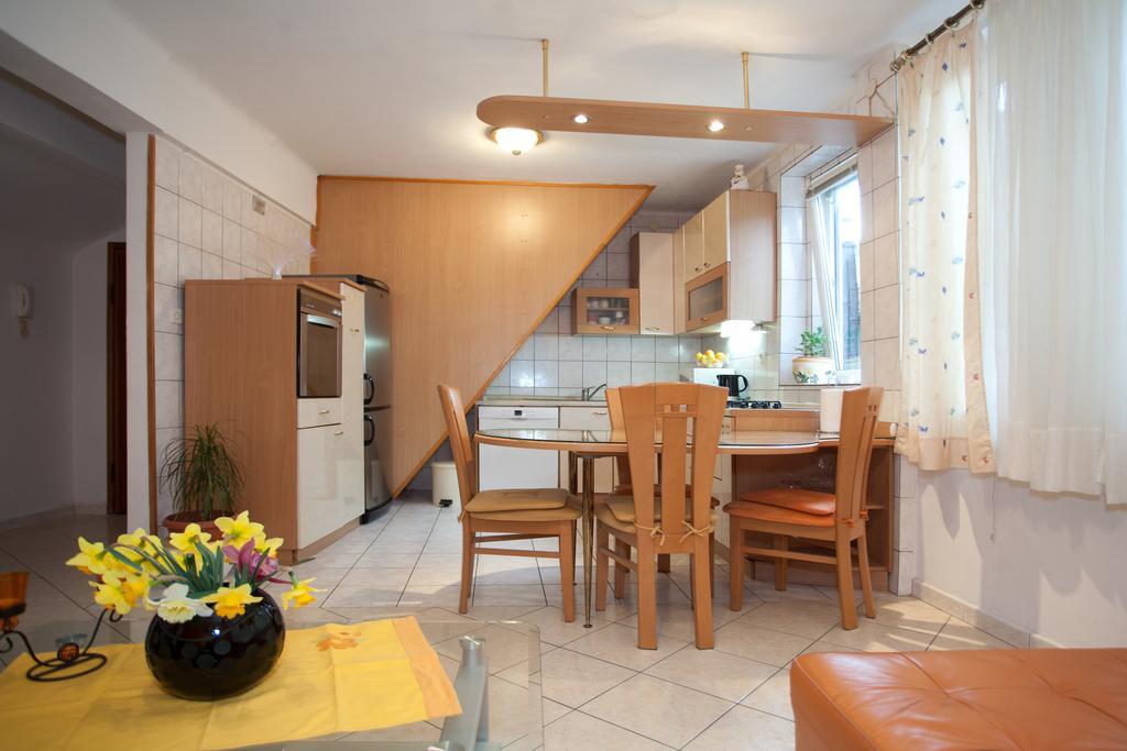 Centar Palace Apartment Split Bagian luar foto